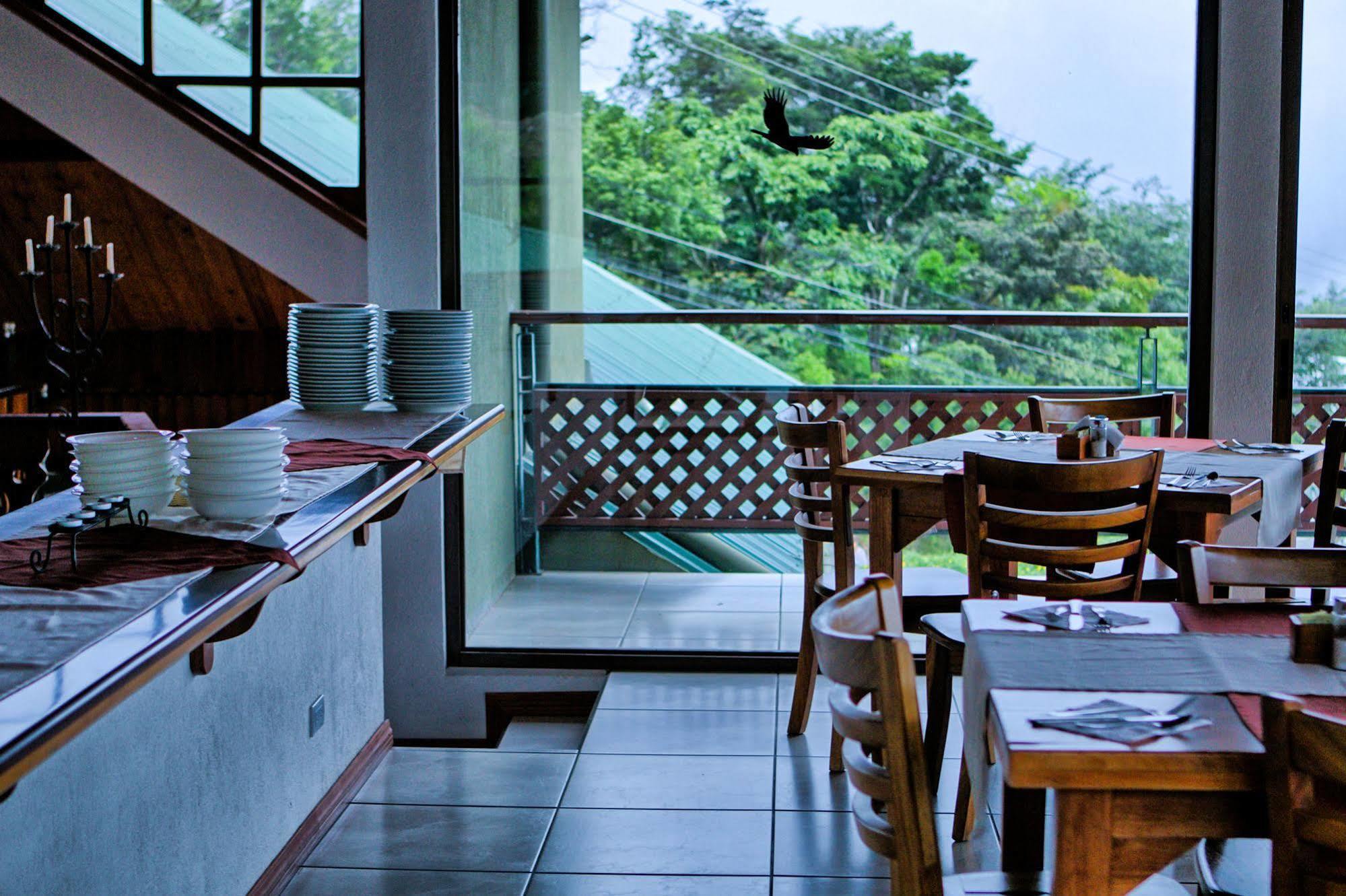 Ficus Lodge Monteverde Esterno foto